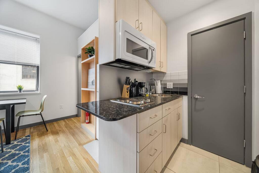 Simple Furnished Studio In The Heart Of בוסטון מראה חיצוני תמונה